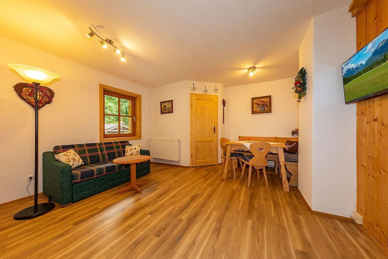 Groebl-Alm Haus Zur Schoenen Aussicht Graswang Germany