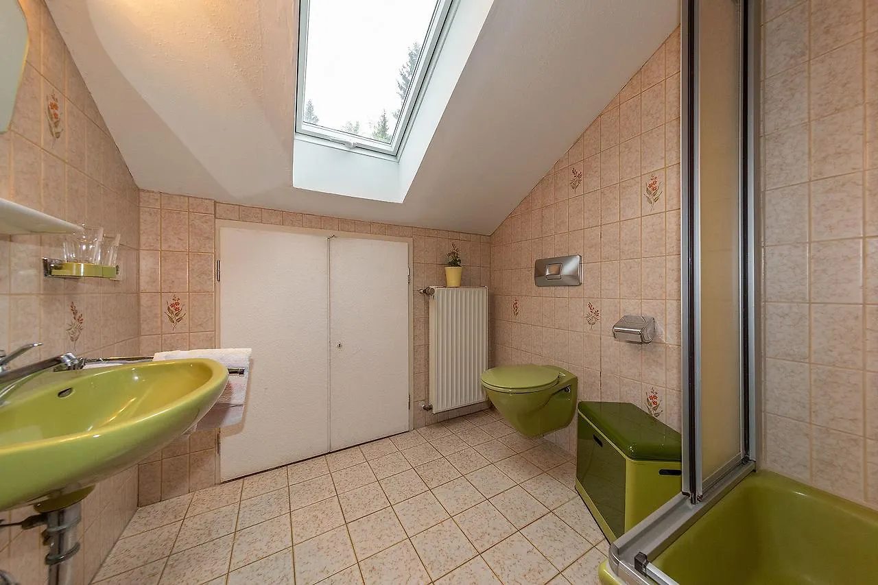 Apartment Groebl-Alm Haus Zur Schoenen Aussicht Graswang Germany