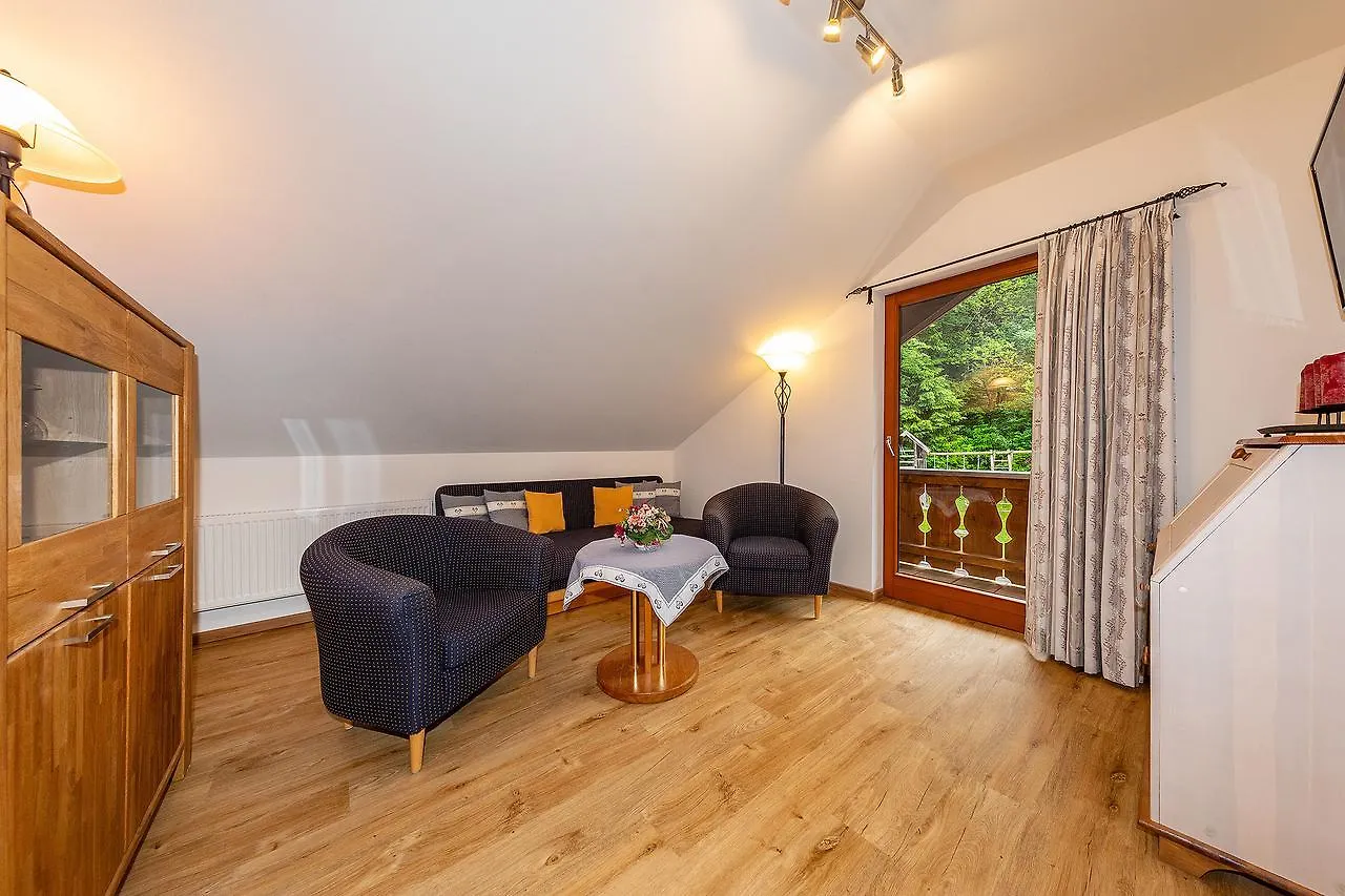 Groebl-Alm Haus Zur Schoenen Aussicht Graswang Apartment