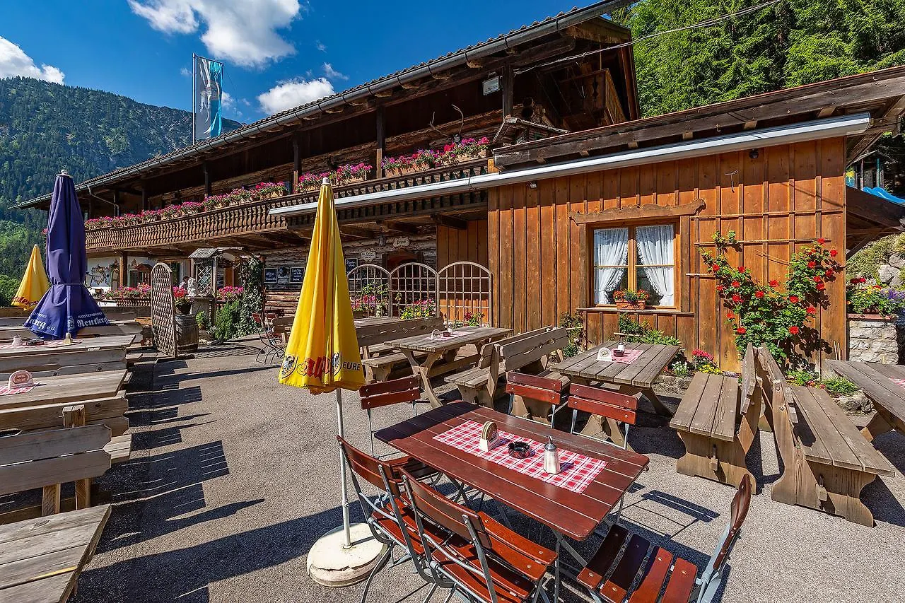 Groebl-Alm Haus Zur Schoenen Aussicht Graswang